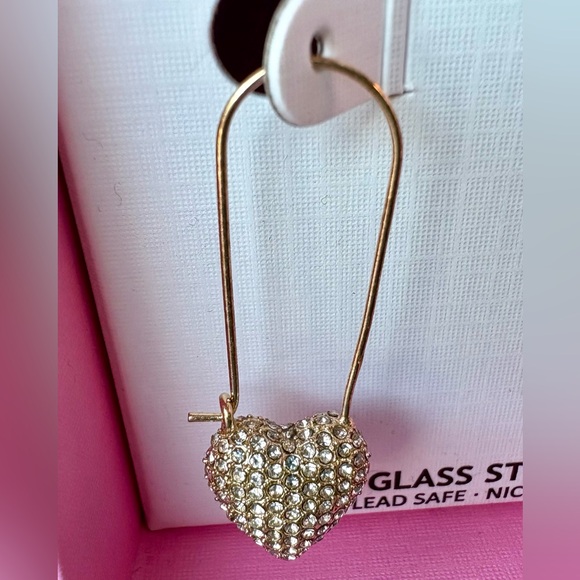NWT, House of Harlow 1960 Pavé Crystal Heart Gold-Tone Threader Earrings - Picture 2 of 4